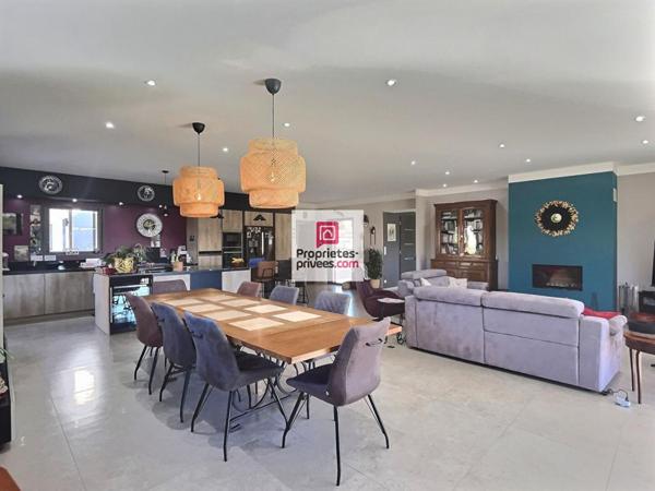 BELLE VILLA de Type 6 pièces de 184 m²