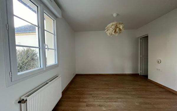 Maison à louer    4 pièces • 100,02 m2 Marolles-en-Brie