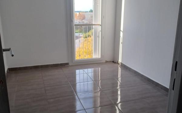 Appartement à vendre    5 pièces • 82,45 m2 Lunel