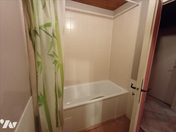 Immeuble mixte Breteuil 27160