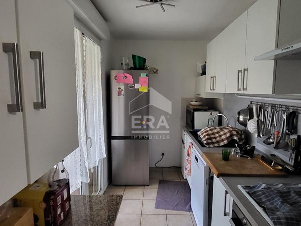 Appartement RDC Château 3 pièce(s) 58m2 +  Garage, Résidence de 2005