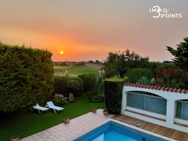 Anglet (64600) Villa 275m² sur le GOLF de Chiberta, en bordure d'OCEAN, avec PISCINE sur terrain de 1500m²