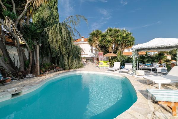 Maison à vendre  7 pièces - 180 m2 NICE - 06