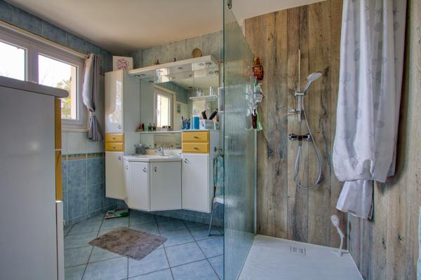 Saint-Gengoux-de-Scissé (71260) Belle Maison