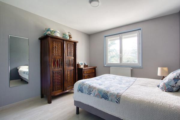 Saint-Gengoux-de-Scissé (71260) Belle Maison