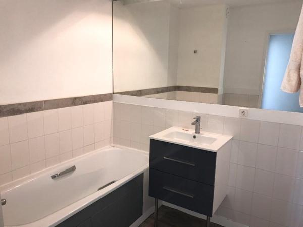 A LOUER – Appartement T2 (bail étudiant) ) Centre ville