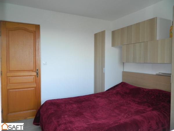 Maison contemporaine de 81M² sur terrain de 3500M²env.