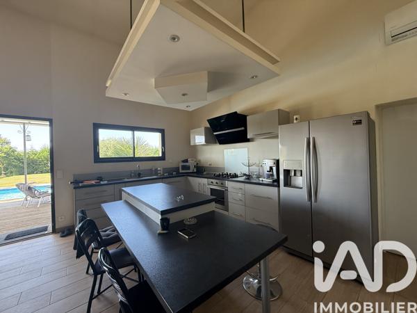 Maison à vendre 5 pièces 94 m² Saint-Germain-et-Mons