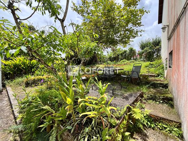 Location maison Sainte-Rose - 2 pièce(s) - 45 m² - 730 €/mois