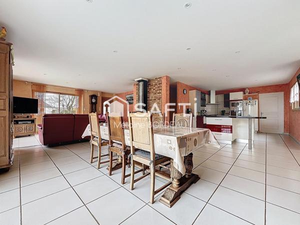 Propriété spacieuse avec hangar proche Vannes