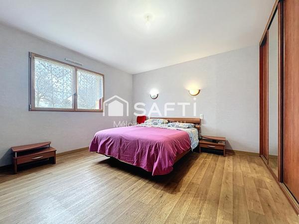 Propriété spacieuse avec hangar proche Vannes