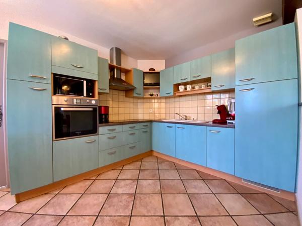 Maison Saintes 6 pièce(s) 169 m2