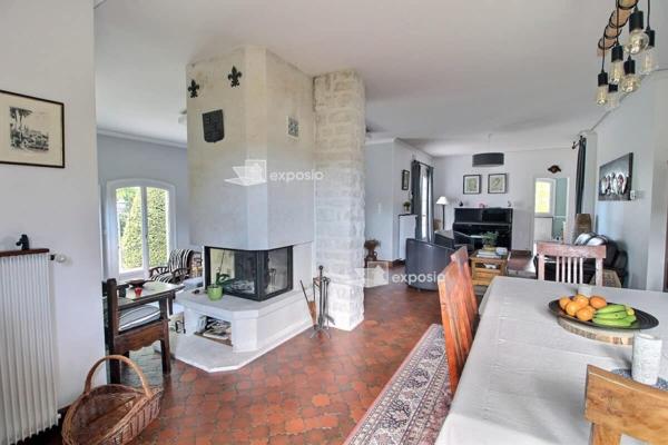 Maison Niort 7 pièce(s) 219.51 m2