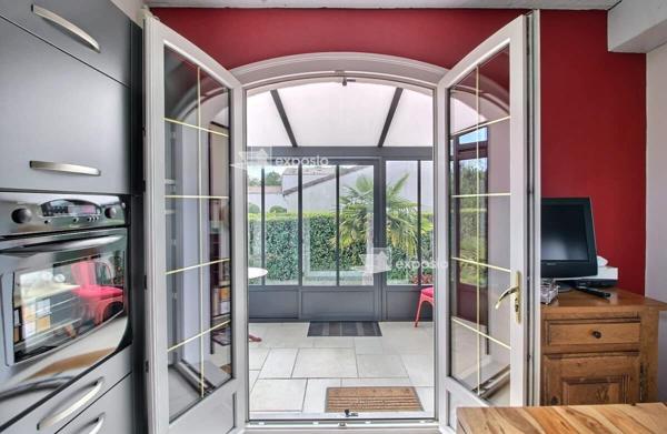 Maison Niort 7 pièce(s) 219.51 m2