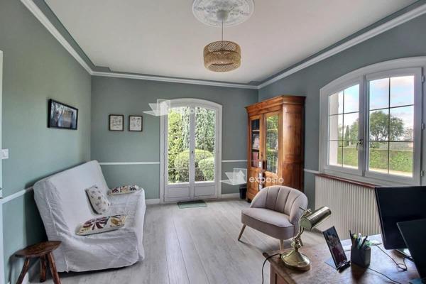 Maison Niort 7 pièce(s) 219.51 m2