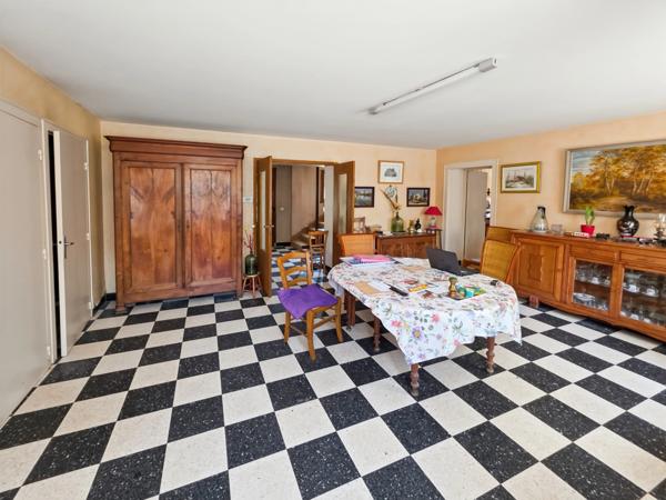 Maison à vendre 7 pièces LOUHANS (71)