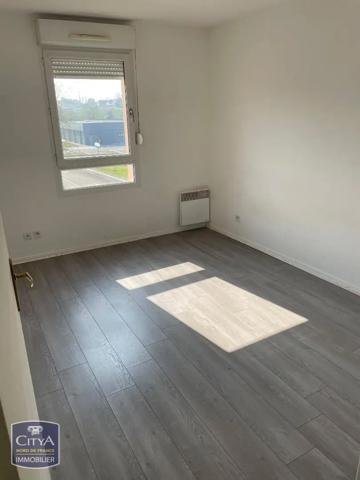 Appartement à louer 2 pièces 51.56m² Lens (62300)