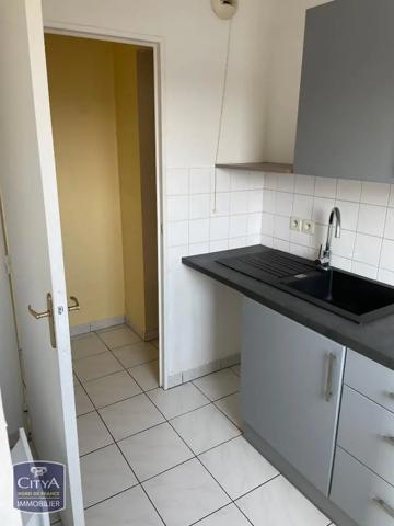 Appartement à louer 2 pièces 51.56m² Lens (62300)
