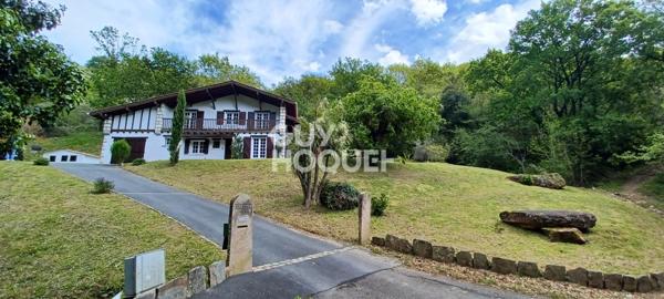 Maison Biriatou 8 pièce(s) 188 m²