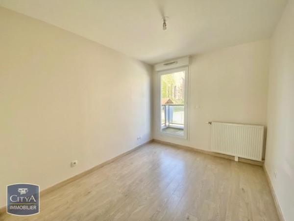 Appartement à louer 3 pièces 76.01m²
