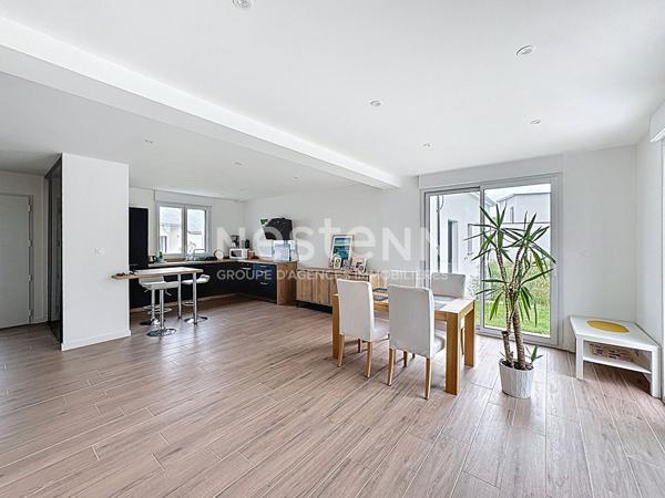 A vendre belle contemporaine de 2024