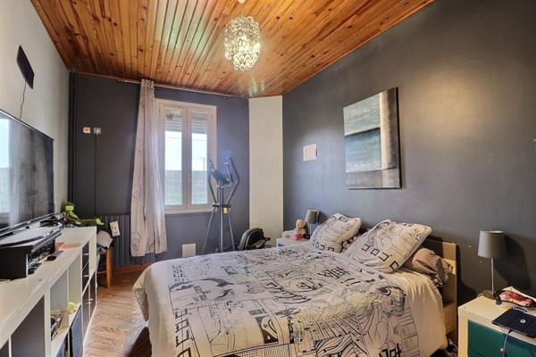 Maison en pierre proche du centre