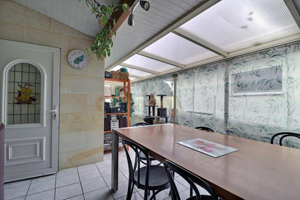 Maison en pierre proche du centre