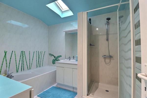 Maison en pierre proche du centre