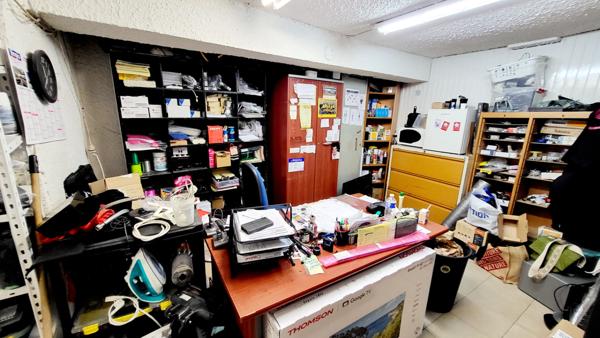 LOCAL EN CENTRE VILLE DE CARCASSONNE