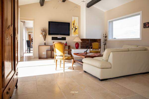 TRETS - ENSEMBLE IMMOBILIER - T8 - PISCINE - POOL HOUSE - GARAGE - VUE SAINTE VICTOIRE - 985 000 