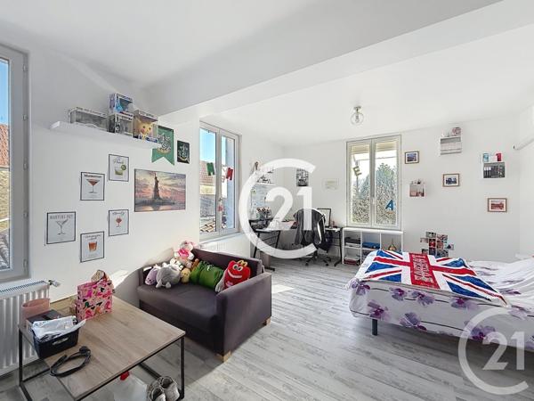 Maison à vendre  5 pièces - 173 m2 CHATEAUBERNARD - 16