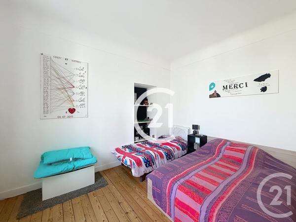 Maison à vendre  5 pièces - 173 m2 CHATEAUBERNARD - 16