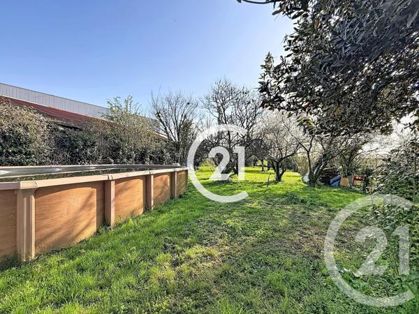 Maison à vendre  5 pièces - 173 m2 CHATEAUBERNARD - 16