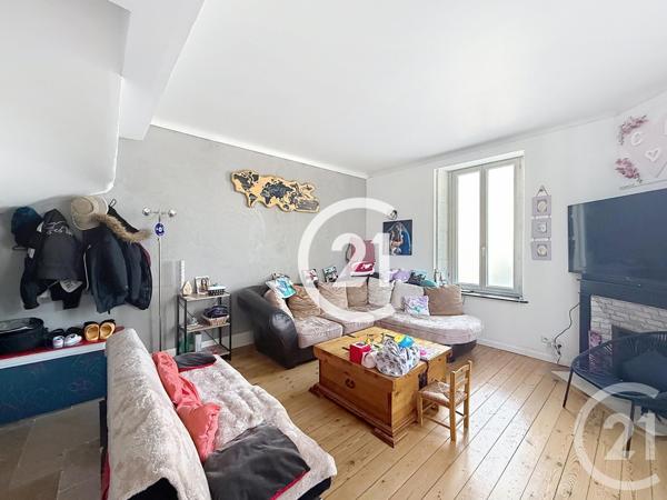 Maison à vendre  5 pièces - 173 m2 CHATEAUBERNARD - 16