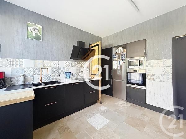 Maison à vendre  5 pièces - 173 m2 CHATEAUBERNARD - 16