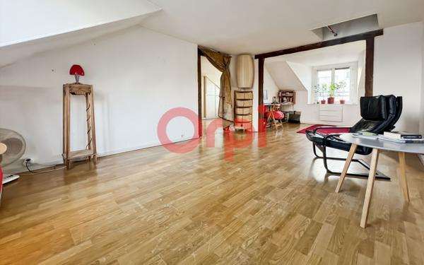 Appartement à vendre    2 pièces • 50,55 m2 Paris 10