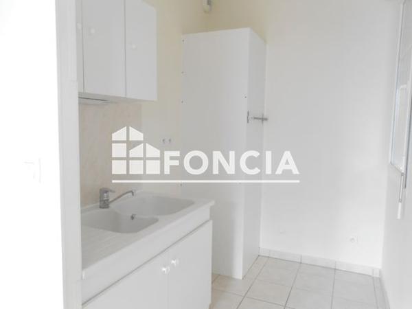 Location Appartement 2 pièces 42.19 m² - 41 RUE DE XAINTRAILLES Orleans 45000