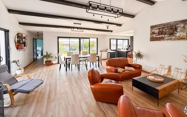 Maison à vendre    5 pièces •  Dompierre-sur-Mer