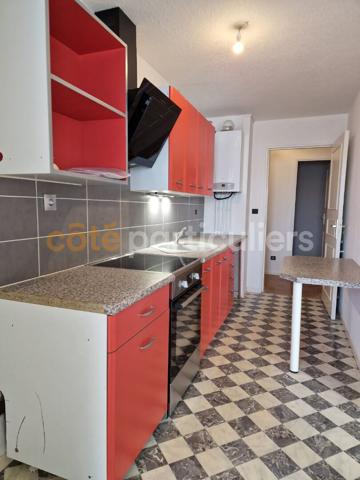 Vente
                Appartement60,43 m² - 3 Pièces -
                    MONT DE MARSAN (40000)