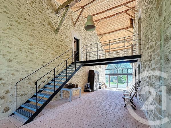 Maison à vendre  20 pièces - 710,84 m2 LEBOULIN - 32