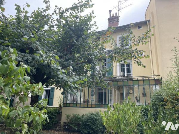 MAISON A RENOVER AVEC BEAU TERRAIN DETACHABLE