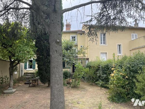 MAISON A RENOVER AVEC BEAU TERRAIN DETACHABLE