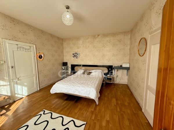 Maison à vendre 5 pièces CHAMPDENIERS (79)