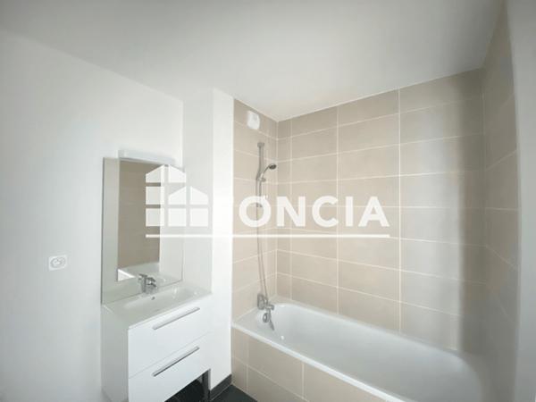 Location Appartement 3 pièces 55.08 m² - 8 RUE DE ST-NAZAIRE Saint Herblain 44800
