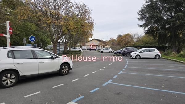 Commerce à vendre 8 pièces de 260 m²