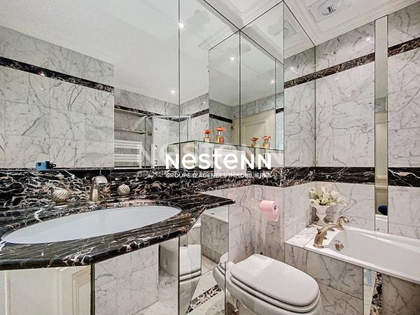 STUDIO - 26m2 - VUE MER - TERRASSE - BOX FERME - PISCINE - GARDIEN