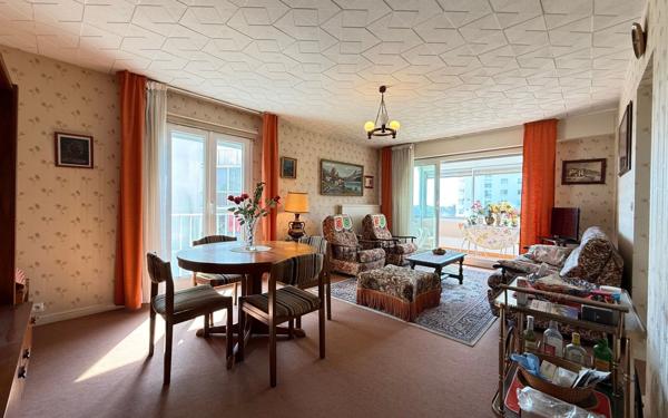 Appartement à vendre    4 pièces •  Royan