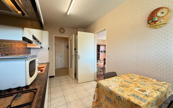 Appartement à vendre    4 pièces •  Royan