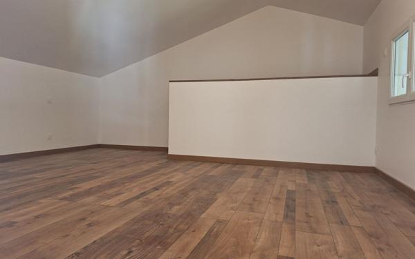 Maison à vendre    4 pièces •  Clérieux