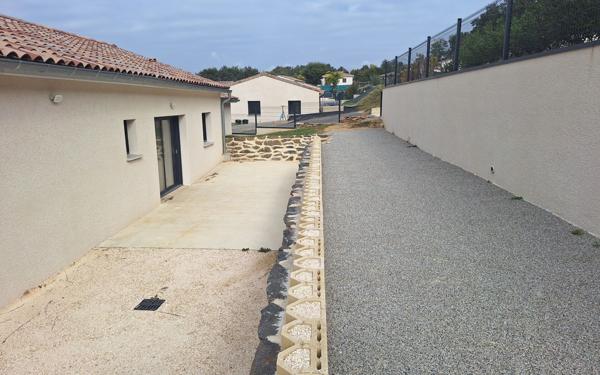 Maison à vendre    4 pièces •  Clérieux